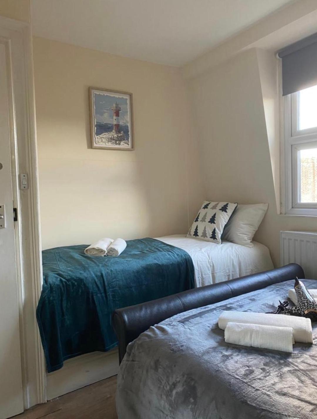 Lovely Private Rooms In Camden, Central London Bagian luar foto