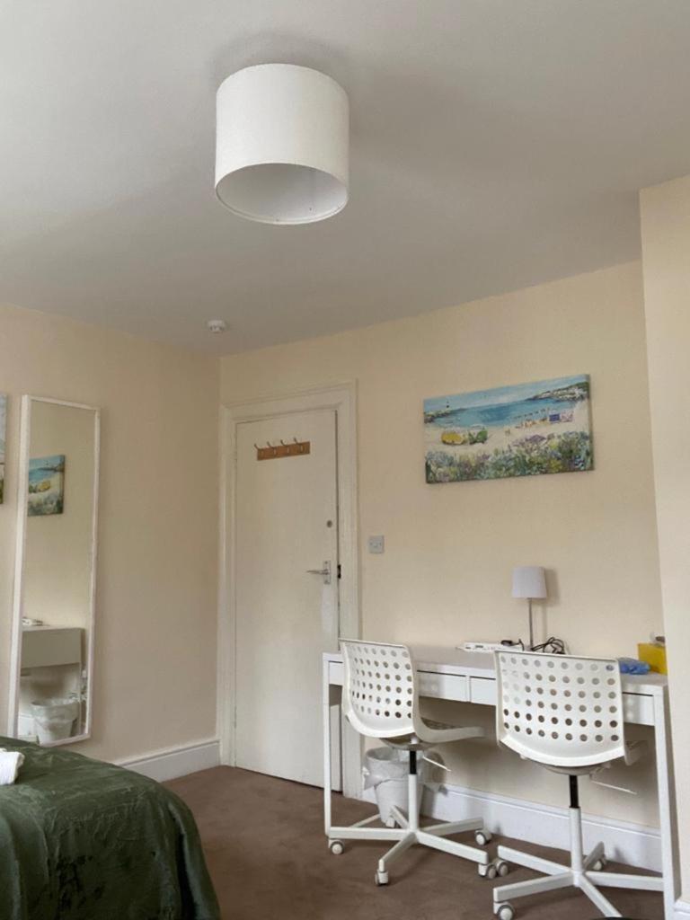 Lovely Private Rooms In Camden, Central London Bagian luar foto