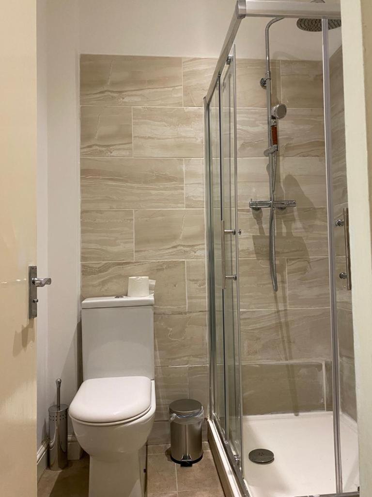 Lovely Private Rooms In Camden, Central London Bagian luar foto